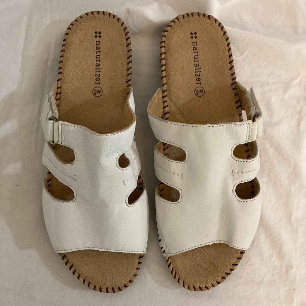 New Naturalizer White Leather Slides 9